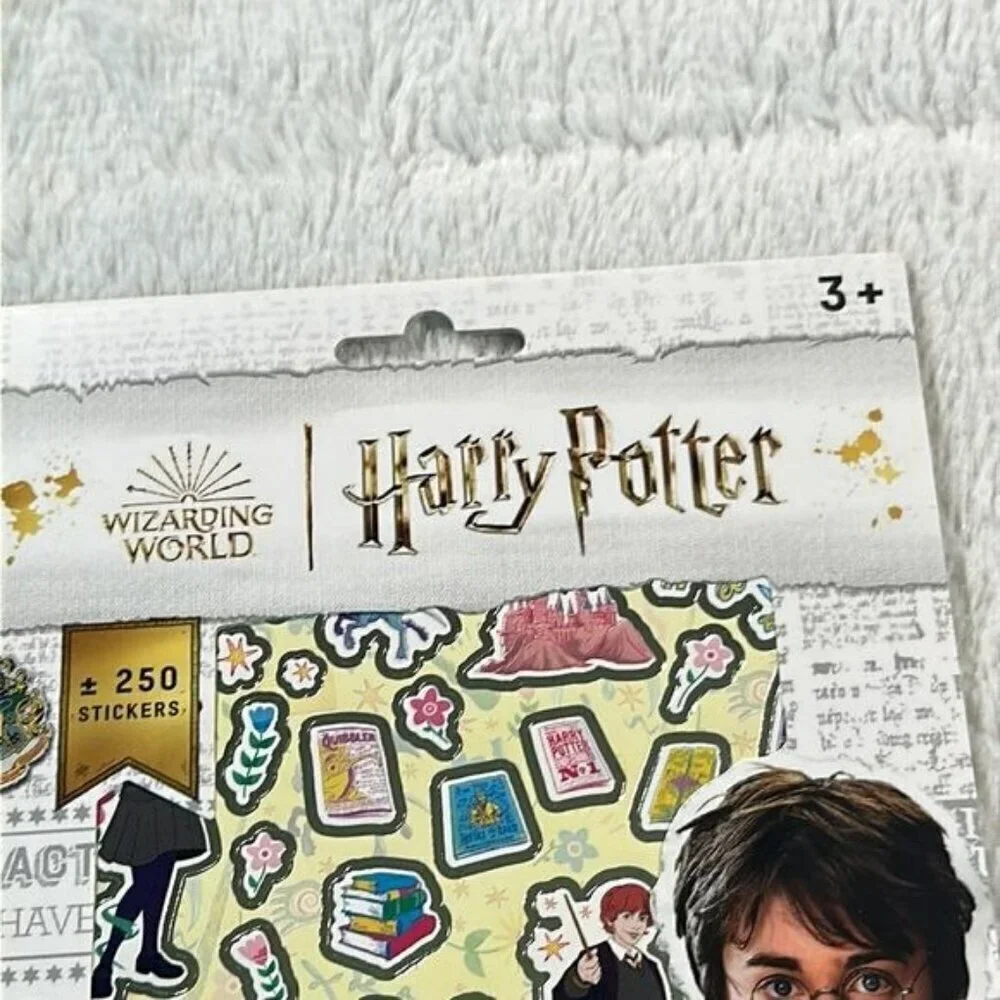 Harry Potter Sticker Booklet Stickers approx 250 scrapbook stickers Licensed NEW